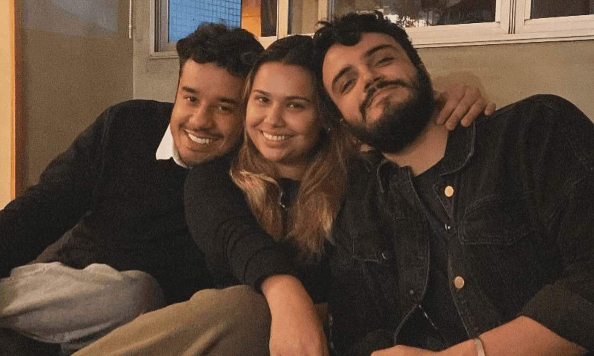 https://api.paranaibafm.com.br/mundo-dos-artistas/ator-deixa-elenco-do-filme-sobre-marilia-mendonca-apos-decisao-da-producao/attachment/foto-site-paranaiba-fm-2026-07-28t094045-810/