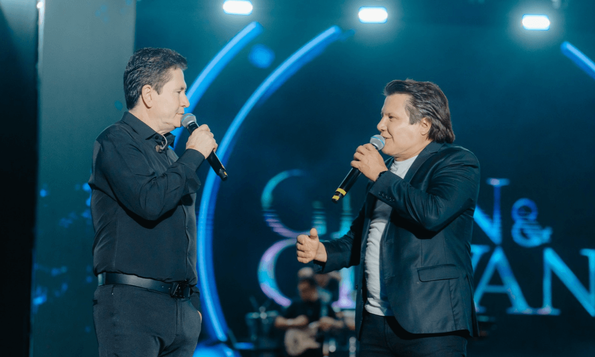 https://api.paranaibafm.com.br/mundo-dos-artistas/gian-e-giovani-anunciam-estreia-da-turne-planeta-sonho/attachment/foto-site-paranaiba-fm-2026-10-28t141926-908/