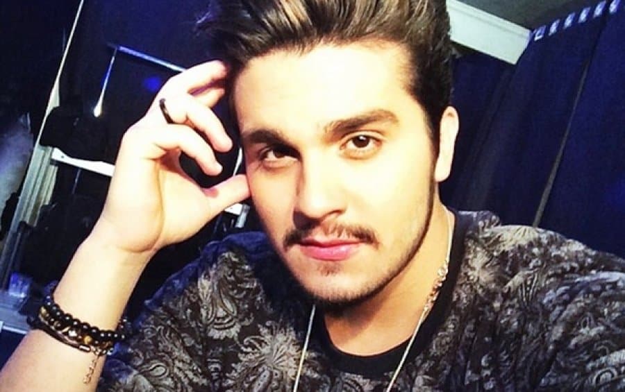 https://api.paranaibafm.com.br/mundo-dos-artistas/noticias/luan-santana-conta-a-historia-do-single-escreve-ai_11-03-2015_64514-htm/attachment/a168edf4552eb911fb70bc40008b9824/